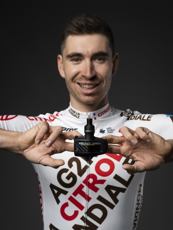 Ag2r-team-keo-blade